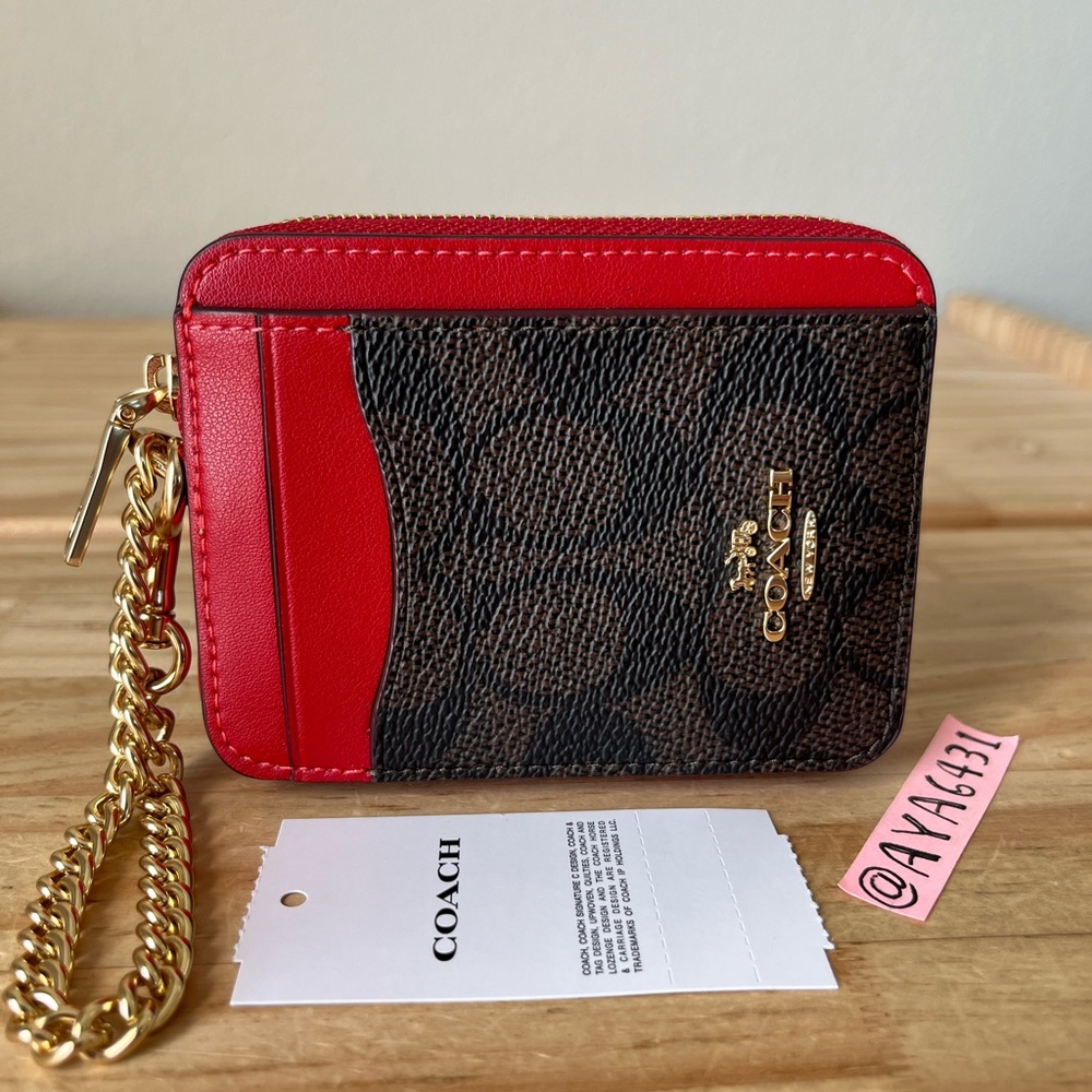 Coach card case🎈🎈 - Picture 2 of 9